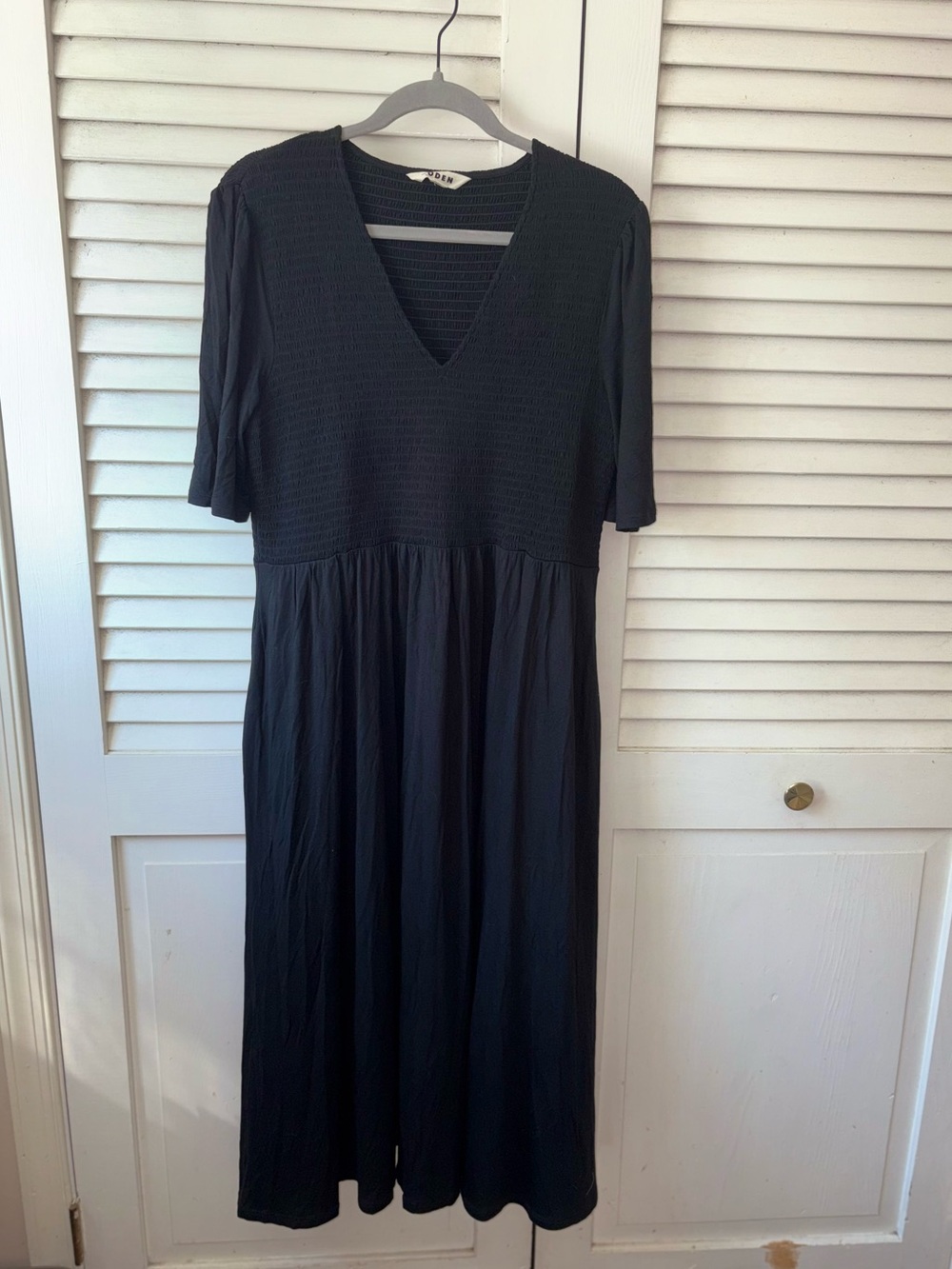 Boden Bethany Smocked Jersey Maxi Dress 12 Black Pockets ECOVERO - Picture 2 of 5